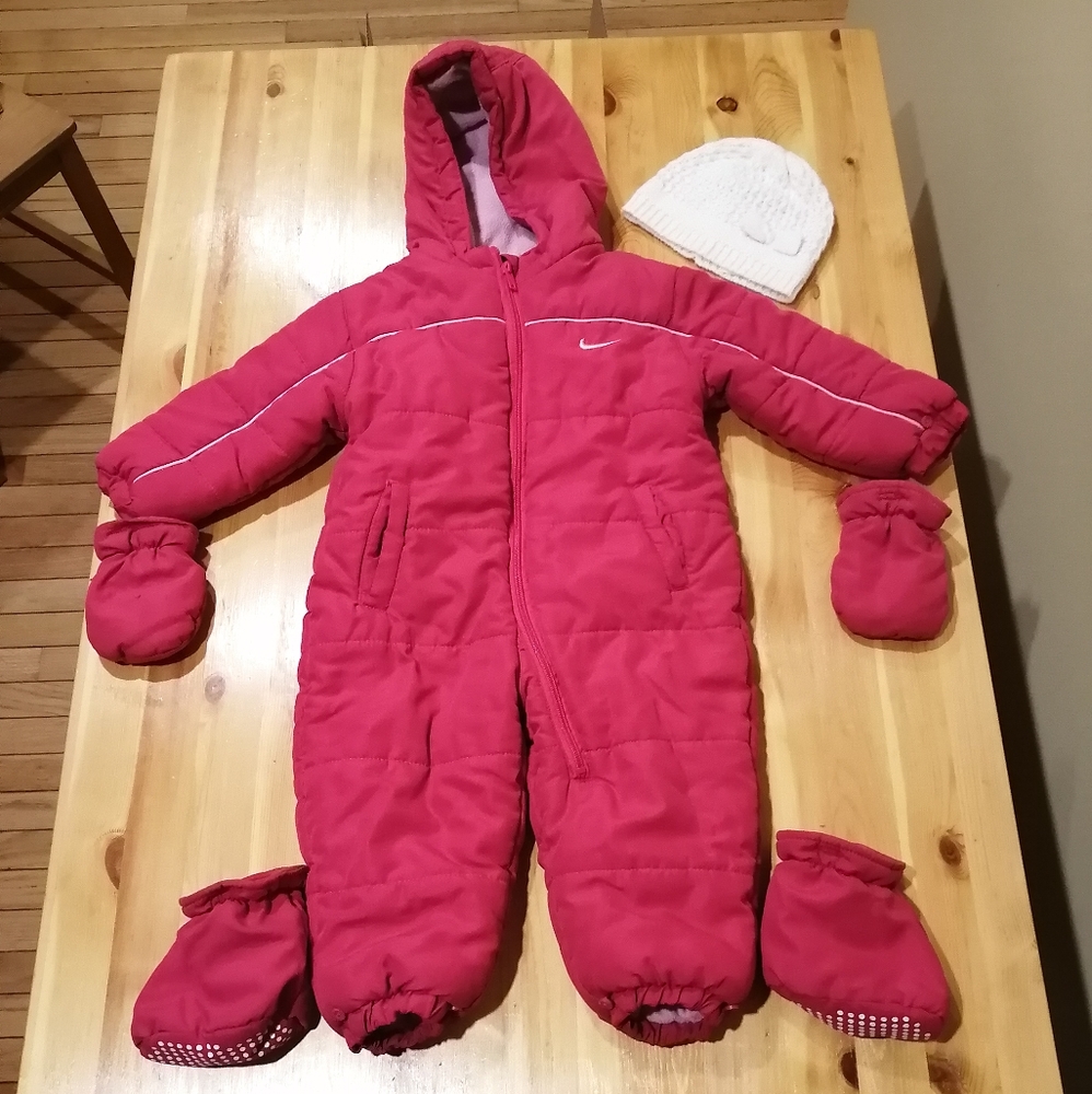 Nike toddler snow onesie 24m